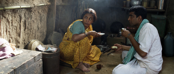 Usha Naik (l), Sandeep Pathak (r), 1000 Rupee Note 