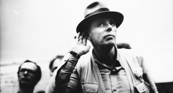 Joseph Beuys. Photo by Ute Klophaus, courtesy Kino Lorber / Zero One Film / Ernstbon Siemens Kunststiftung / Stiftung Museum Schloss Moyland.