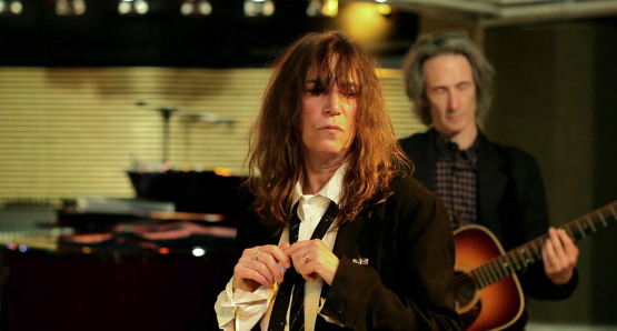 Patti Smith as La chanteuse