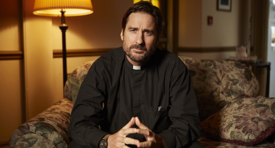 Luke Wilson in a scene from <i>Guest of Honour</i>, courtesy Kino Lorber