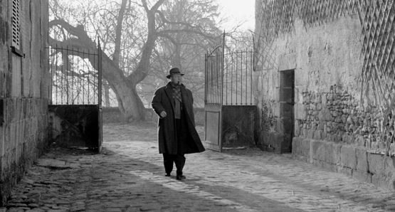 Jean Gabin as Inspector Jules Maigret in MAIGRET AND THE ST. FIACRE CASE.