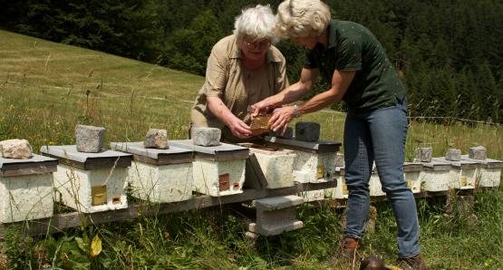 Heidrun and Liane Singer, Mariazell, Austria