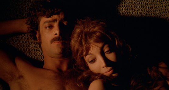 Giancarlo Giannini and Mariangela Melato in THE SEDUCTION OF MIMI.